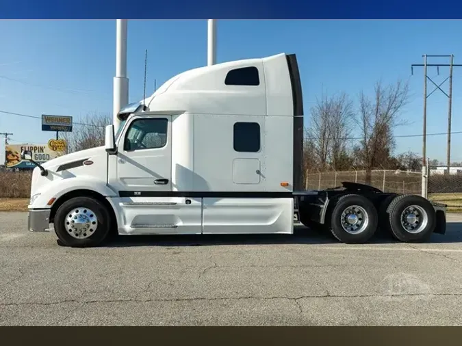 2022 PETERBILT 579