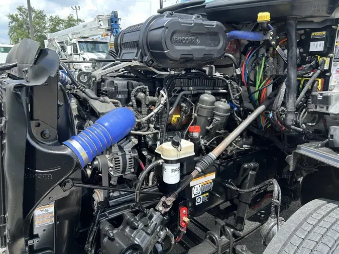 2023 Peterbilt 579