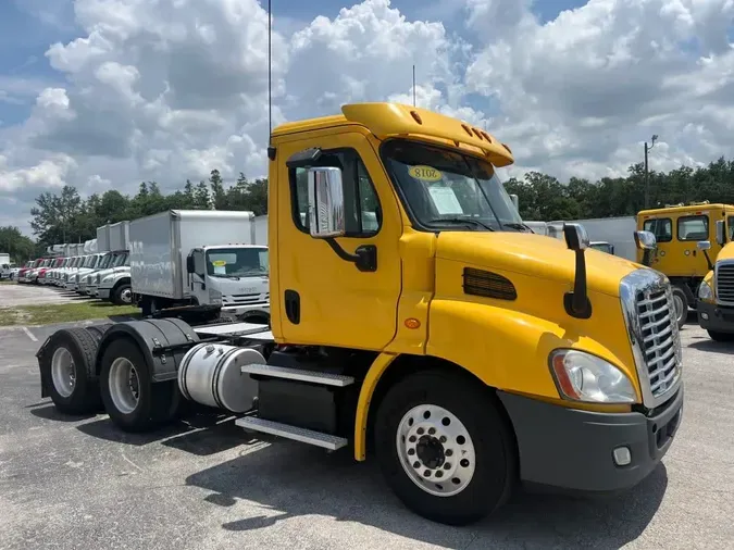 2018 FREIGHTLINER CASCADIA 113