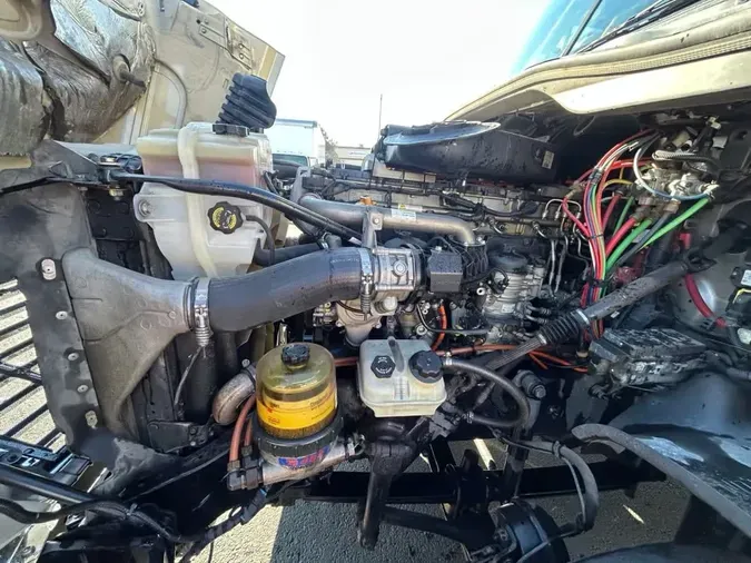 2016 FREIGHTLINER/MERCEDES CASCADIA 125