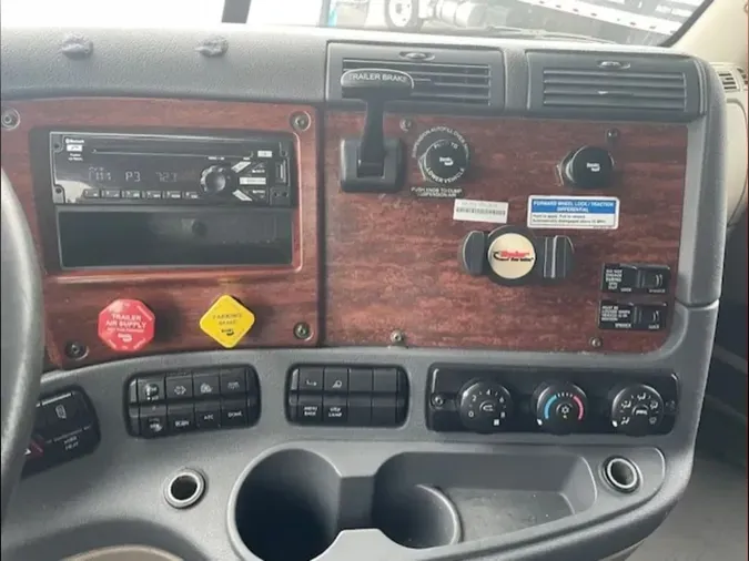 2016 FREIGHTLINER CASCADIA 125