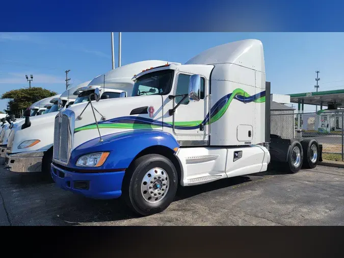 2013 KENWORTH T660