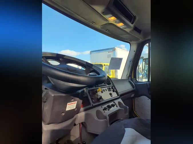 2016 FREIGHTLINER/MERCEDES M2 106b7e6fa3192d8e9d28f7e2894685f1558