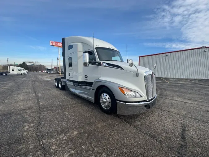 2023 Kenworth T680b7e7fff39395f826b8cdf7b1d1139bb2