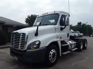 2016 Freightliner CASCADIA 125