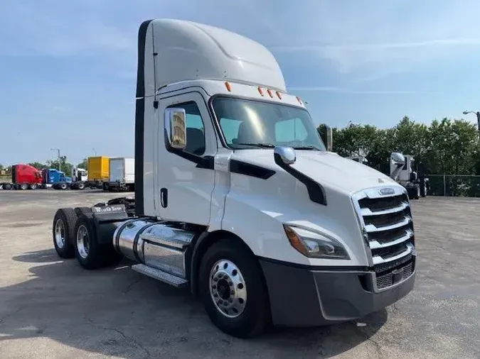 2020 Freightliner Cascadia