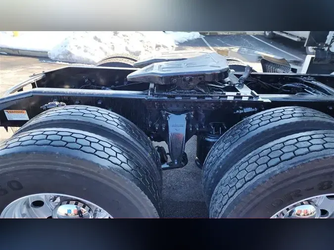 2023 FREIGHTLINER CA126