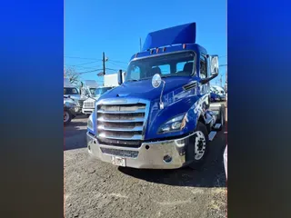 2019 FREIGHTLINER/MERCEDES NEW CASCADIA PX12664