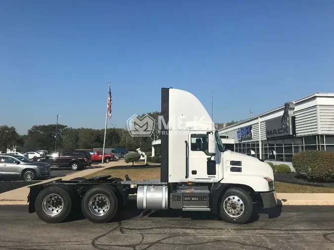 2025 MACK AN64T