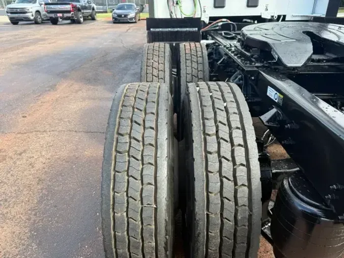 2023 KENWORTH T680b7f1f5090ed925802f9fe12d8382b46f