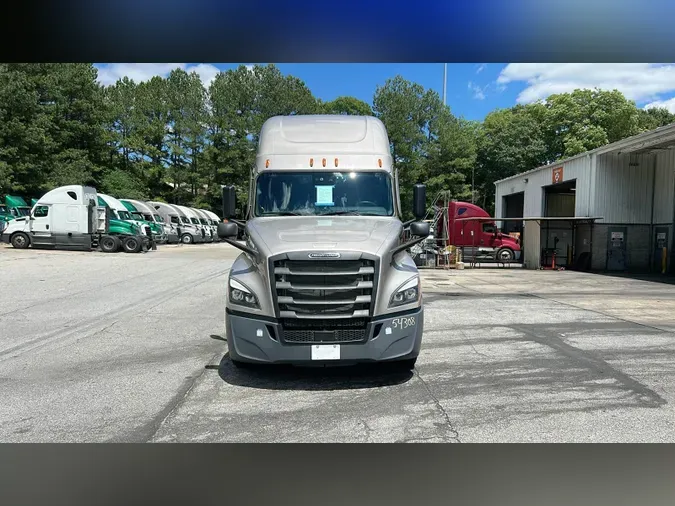 2023 Freightliner Cascadia 126b7f687ca7a2dc9a5be6e6a87f5634999
