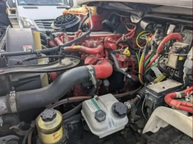 2019 FREIGHTLINER/MERCEDES M2 106