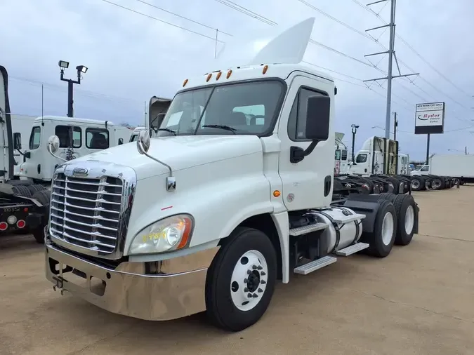 2019 FREIGHTLINER/MERCEDES CASCADIA 125b7f79f6651b14252f4dbdc232ebf309e