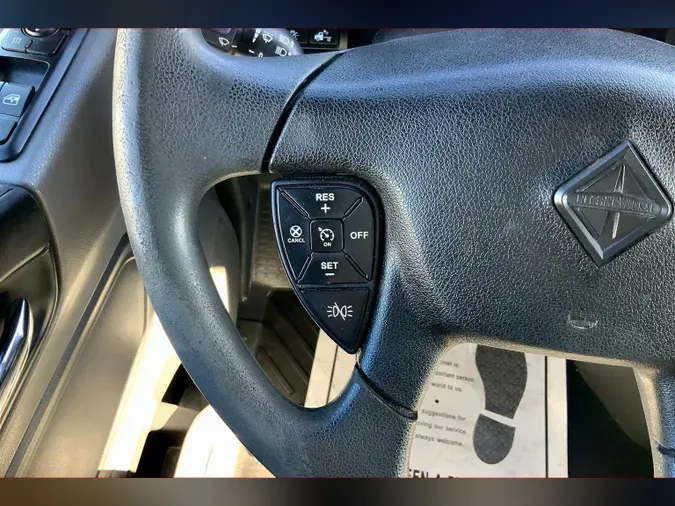2023 INT LT625 6X4