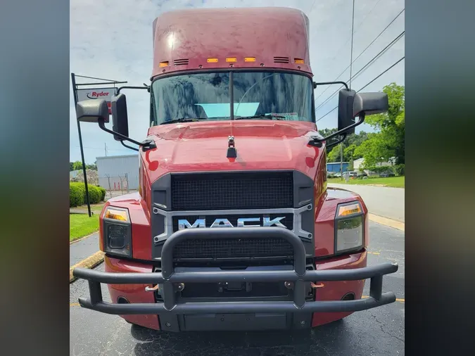 2019 MACK TRUCKS, INC. ANTHEM 64T