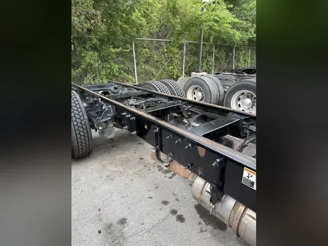 2020 Peterbilt 337b7fb458602164a4a974599ea3203720b