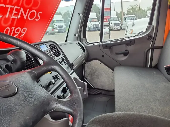 2020 FREIGHTLINER M2 106