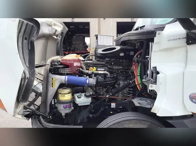 2022 Freightliner Cascadia 126