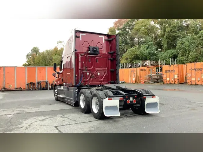 2023 Freightliner Cascadia 126b806ef4ff228d0dc3eeecd971cefb57a