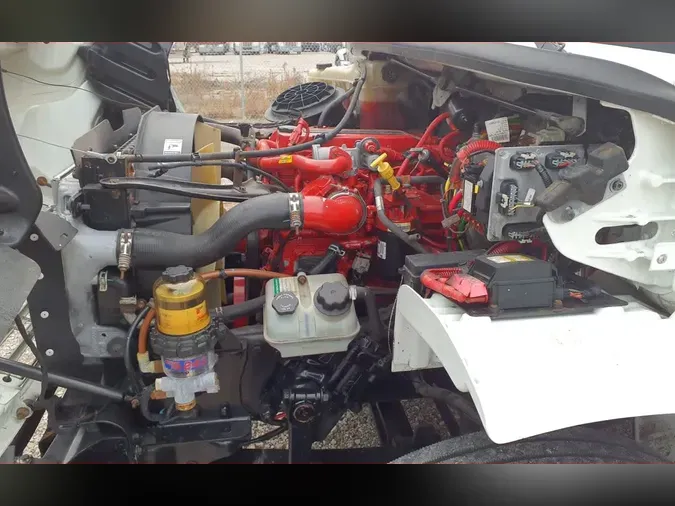 2018 FREIGHTLINER/MERCEDES M2 106