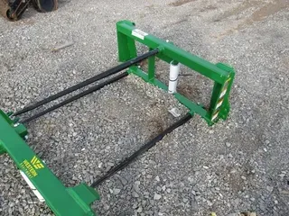 2019 Frontier AB12E