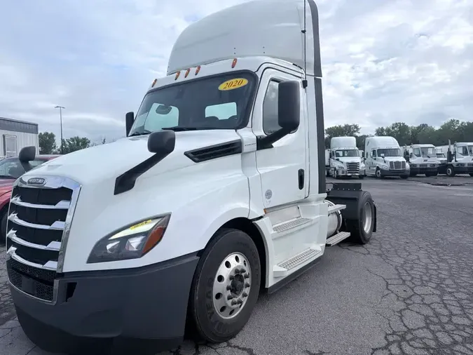 2020 FREIGHTLINER/MERCEDES NEW CASCADIA 126b80bdbeeb9e345cbd946036fcd65a07c