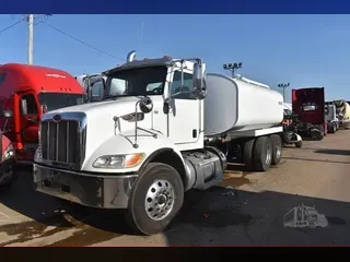 2016 PETERBILT 348