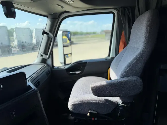 2023 International LT625