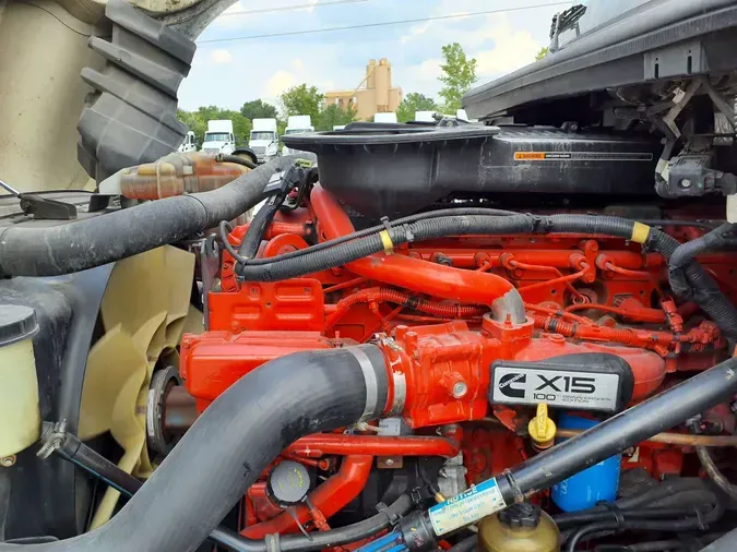 2020 NAVISTAR INTERNATIONAL LT625 SLPR CAB