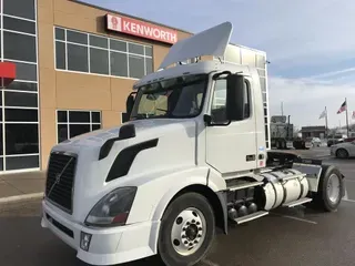2015 Volvo VNL