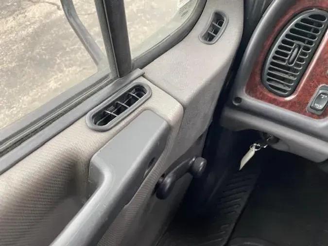 2019 Freightliner Business Class M2 106b813df01fffdf978d2cdb84592465394