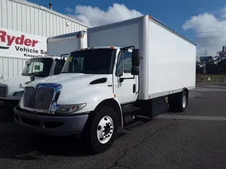 2015 Navistar International 4300