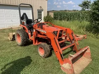 2000 Kubota B7500