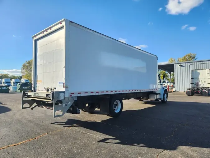 2018 FREIGHTLINER/MERCEDES M2 106