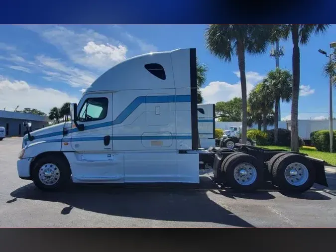 2016 Freightliner Cascadia