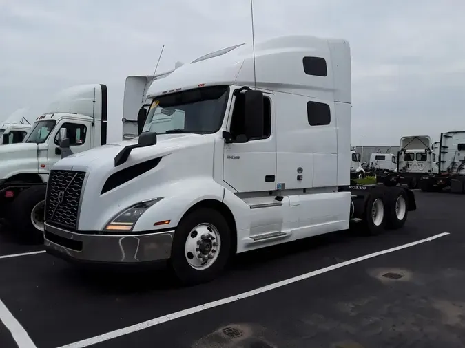 2020 VOLVO VNL64T-760