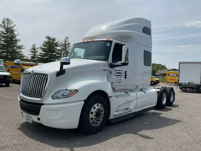 2018 International LT625