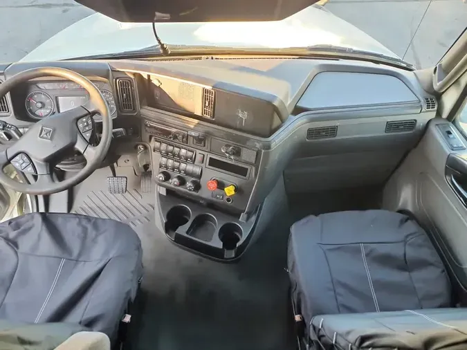 2020 NAVISTAR INTERNATIONAL LT625 SLPR CAB