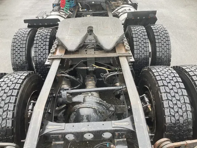 2019 NAVISTAR INTERNATIONAL LT625 DAYCAB T/A