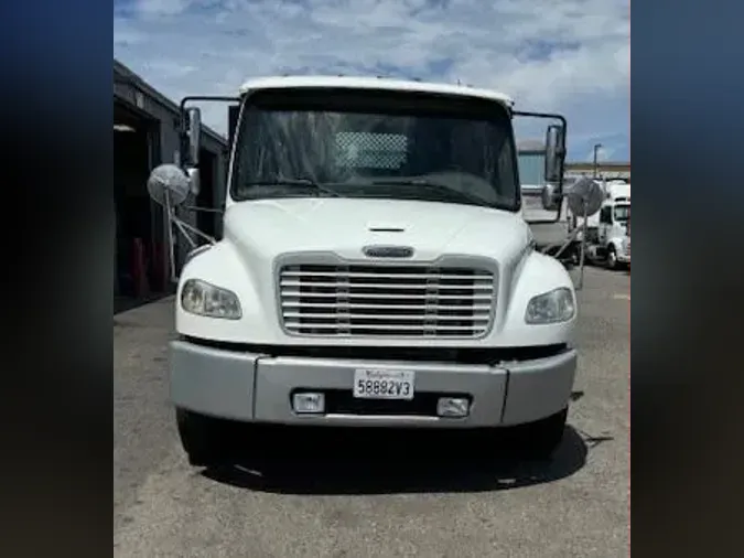 2016 FREIGHTLINER/MERCEDES M2 106