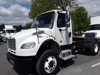 2019 FREIGHTLINER/MERCEDES M2 106