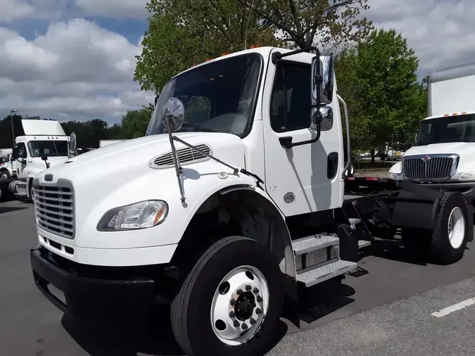 2019 FREIGHTLINER/MERCEDES M2 106b83356a3cefc22e6b48bfc3c76169991