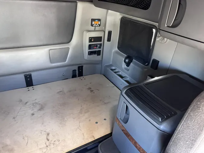 2022 International LT625b8365ca55a32246ea422b2f2754942dd