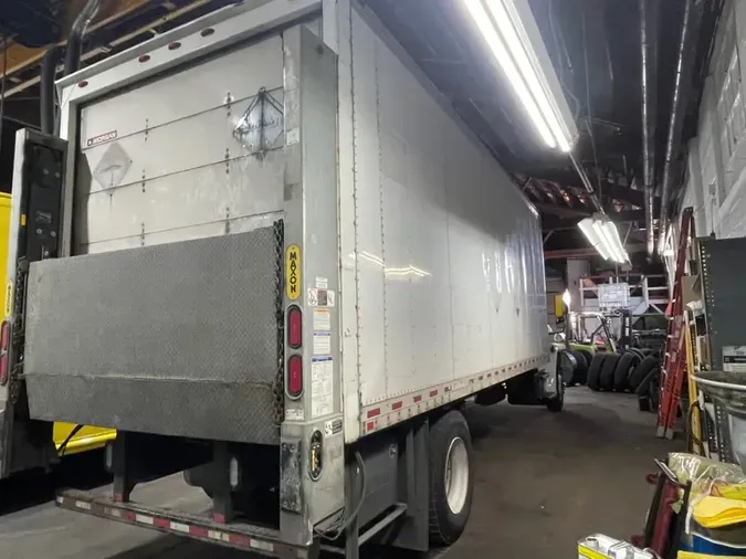 2019 FREIGHTLINER/MERCEDES M2 106b837202d15e672794d5ece6eb20c938d