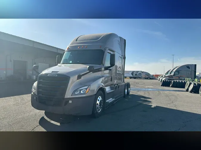 2023 Freightliner Cascadia