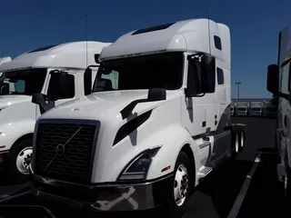 2020 VOLVO VNL64T-760