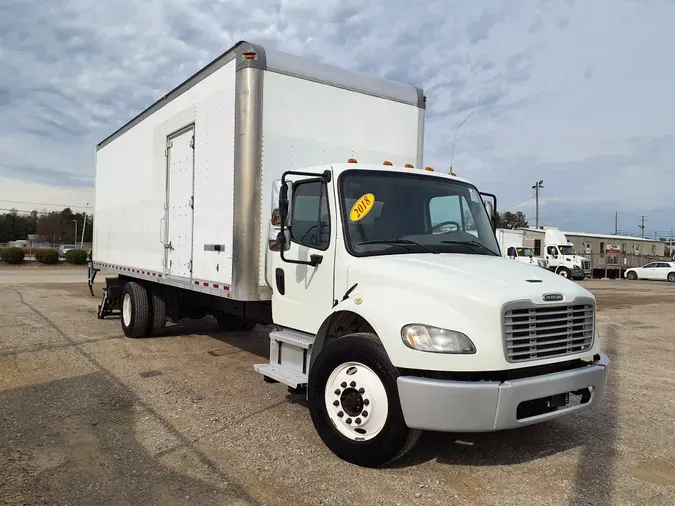 2018 FREIGHTLINER/MERCEDES M2 106