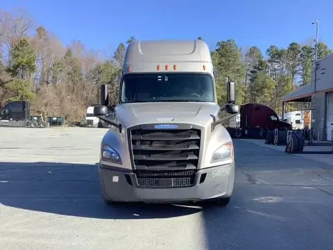 2020 Freightliner Cascadia