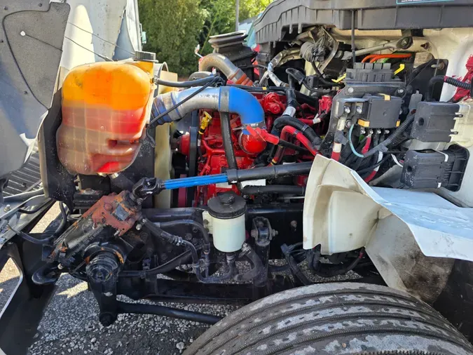 2019 NAVISTAR INTERNATIONAL 4300