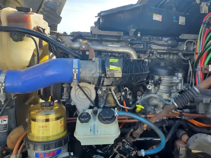 2019 FREIGHTLINER/MERCEDES CASCADIA 125